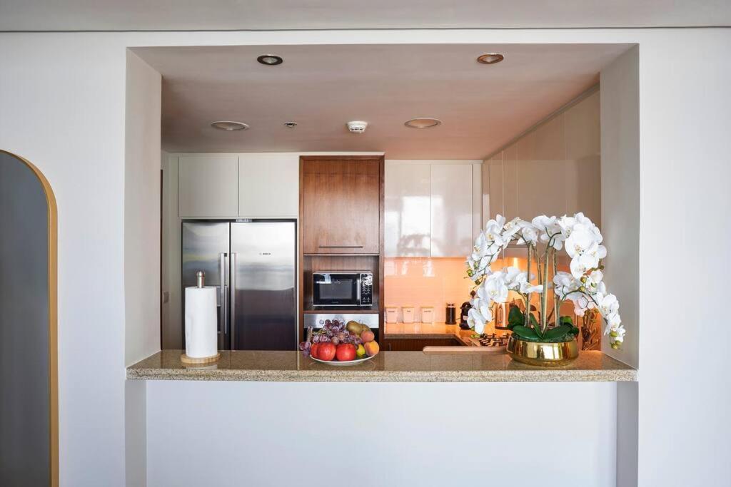 Larbi Breathtaking Burj And Fountain View Luxurious 2 Bed Apartment Dubai Bagian luar foto