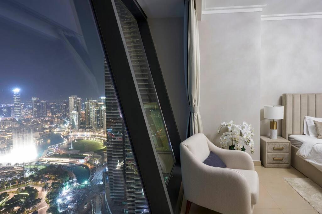 Larbi Breathtaking Burj And Fountain View Luxurious 2 Bed Apartment Dubai Bagian luar foto